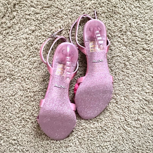 Barbie x ALDO Heels - Picture 11 of 11